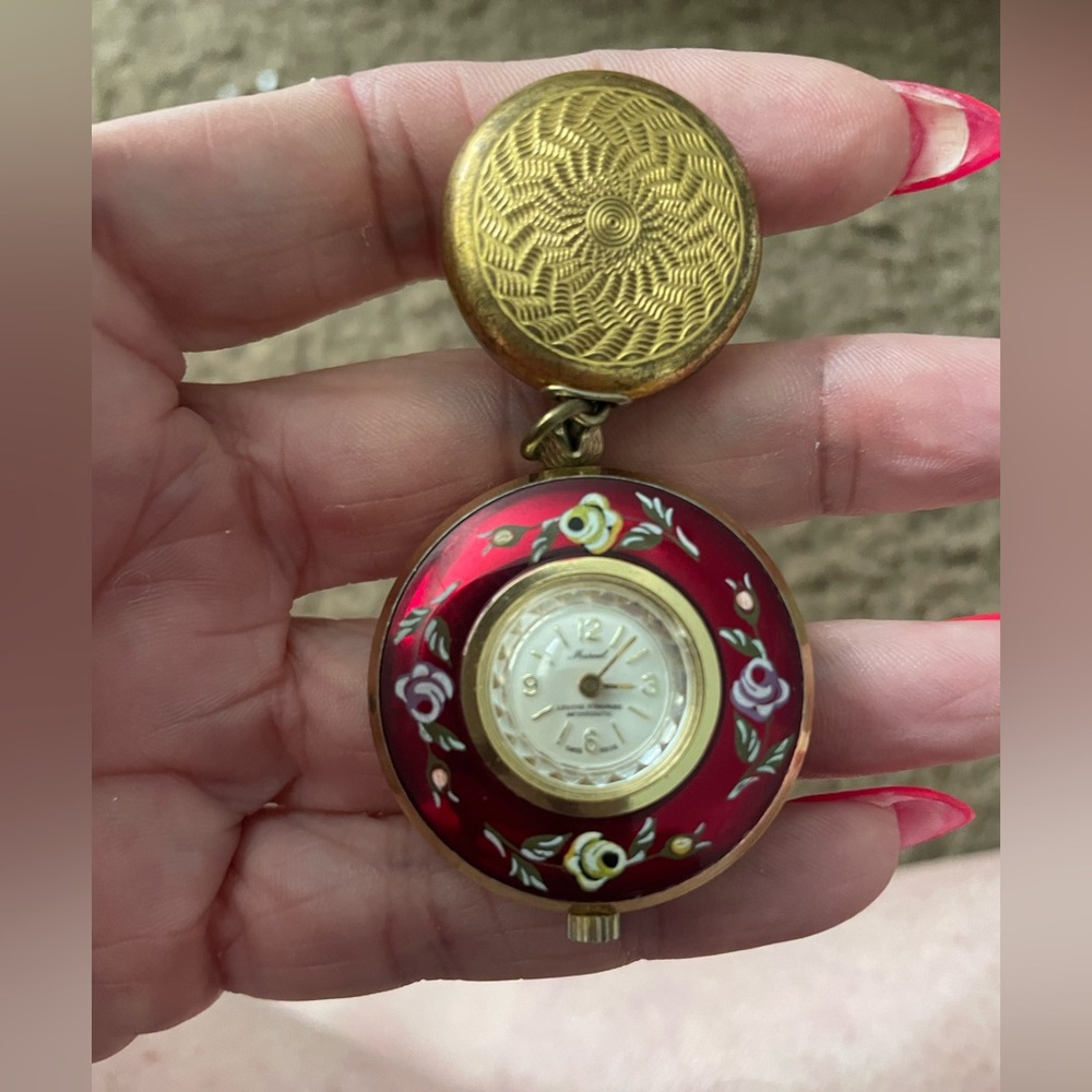 Antique womens brooch watch